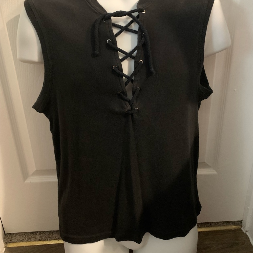 Ulloa wear